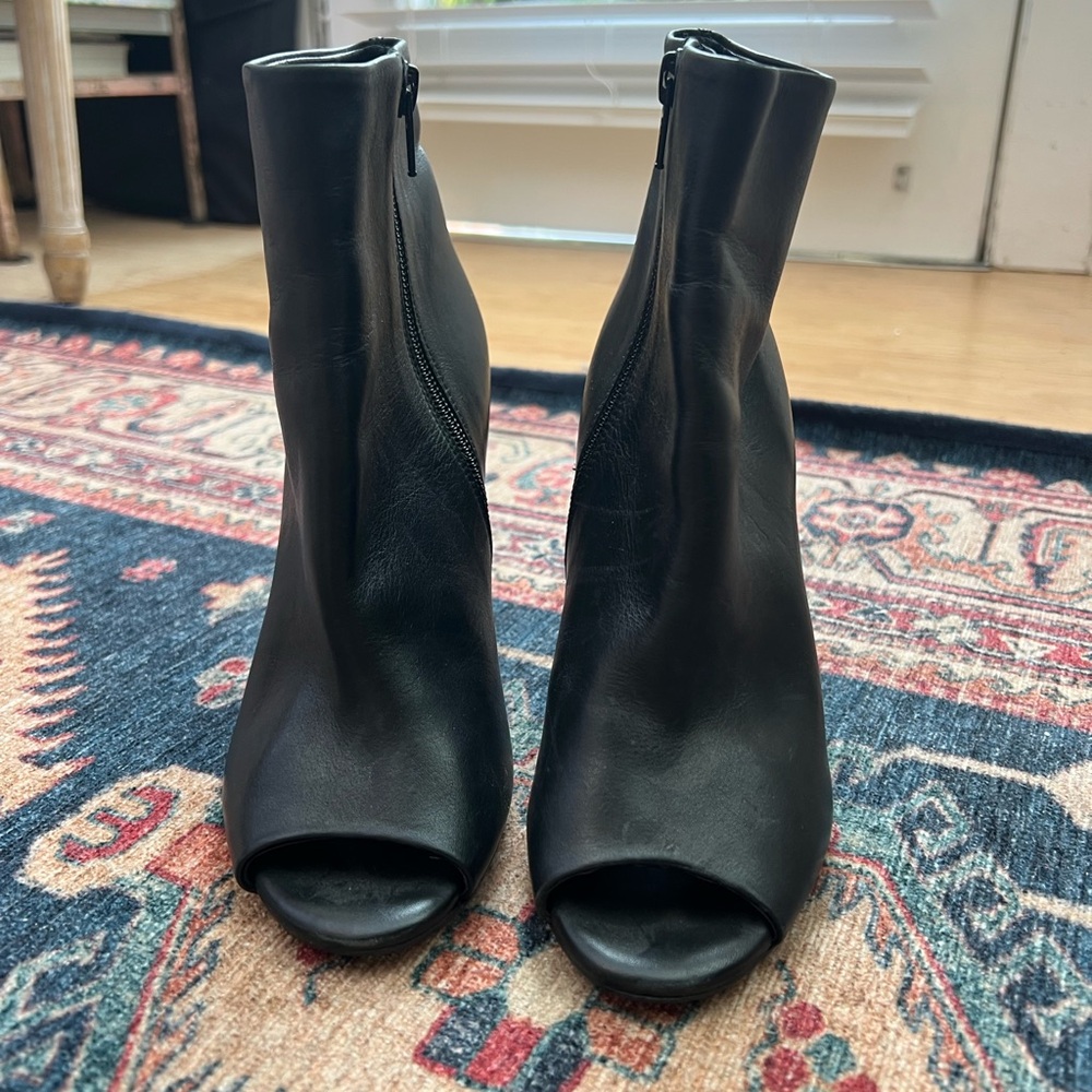 Elegant Black Women's Ankle Boots